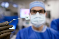 Radiation therapy during surgery with brachytherapy